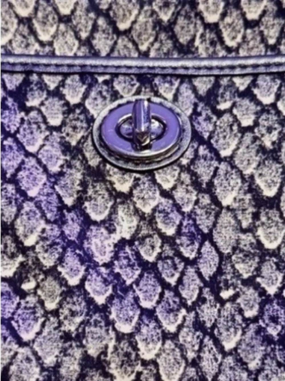 Coach Turnlock VTG NWOT silver/gunmetal,glamorous wristlet,brand charm,genuine,